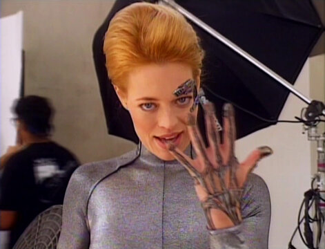 Jeri Ryan.jpeg